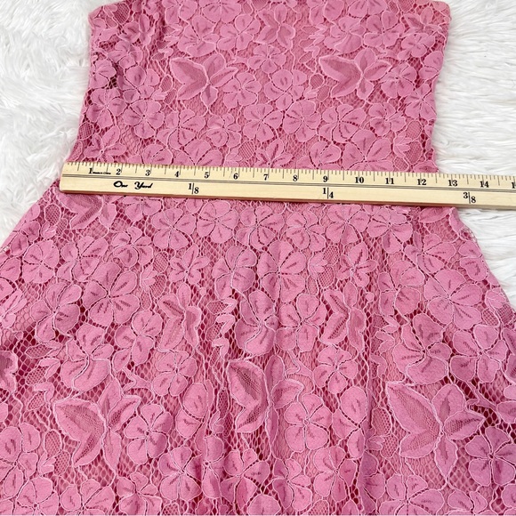 Penelope Tree sleeveless lace fit and flare dress in pink - Picture 5 of 8